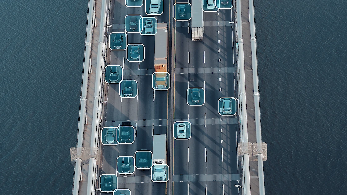 Traffic density monitoring with AI.